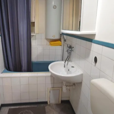 Boris Apartment